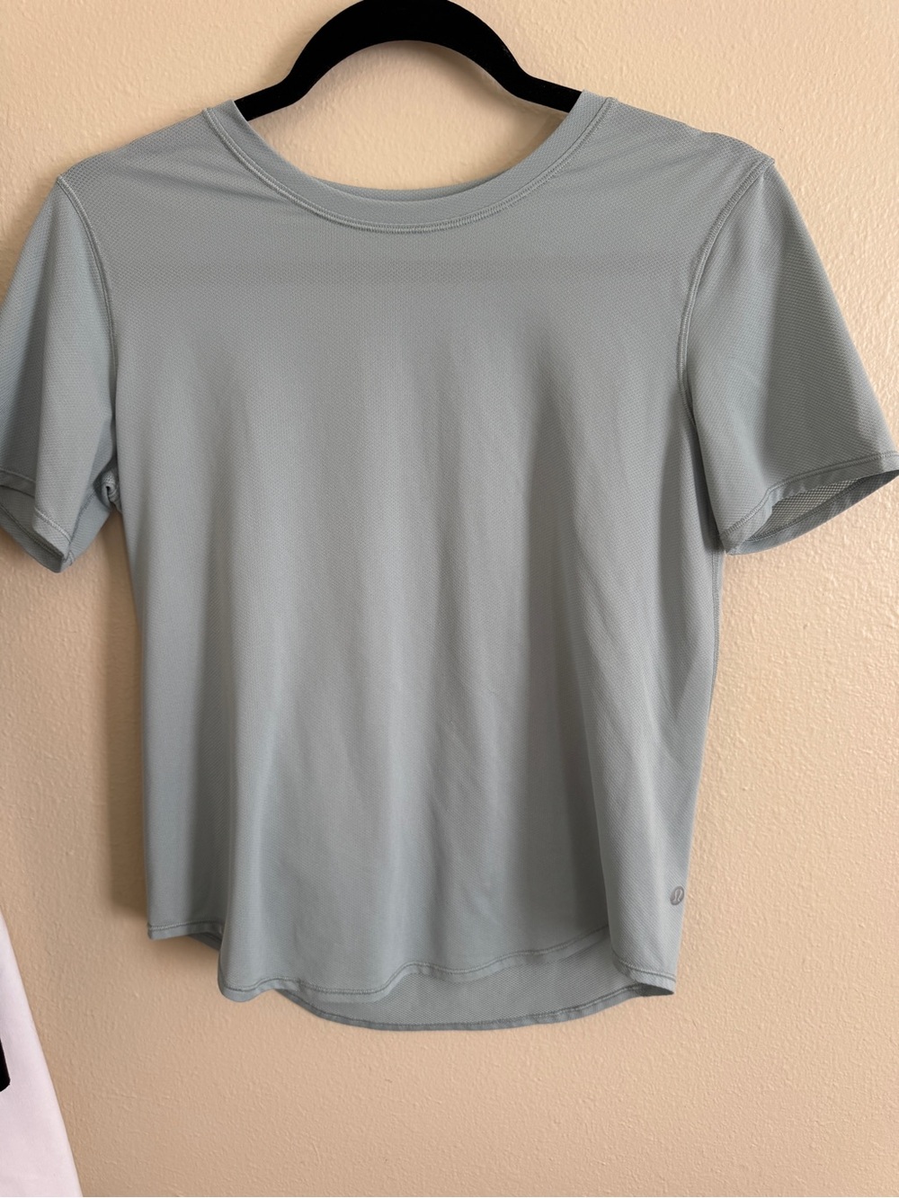 Lululemon Light Sage Short Sleeve Top